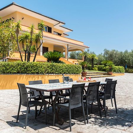 Villa Tina Санта Мария ди Кастелабате Екстериор снимка