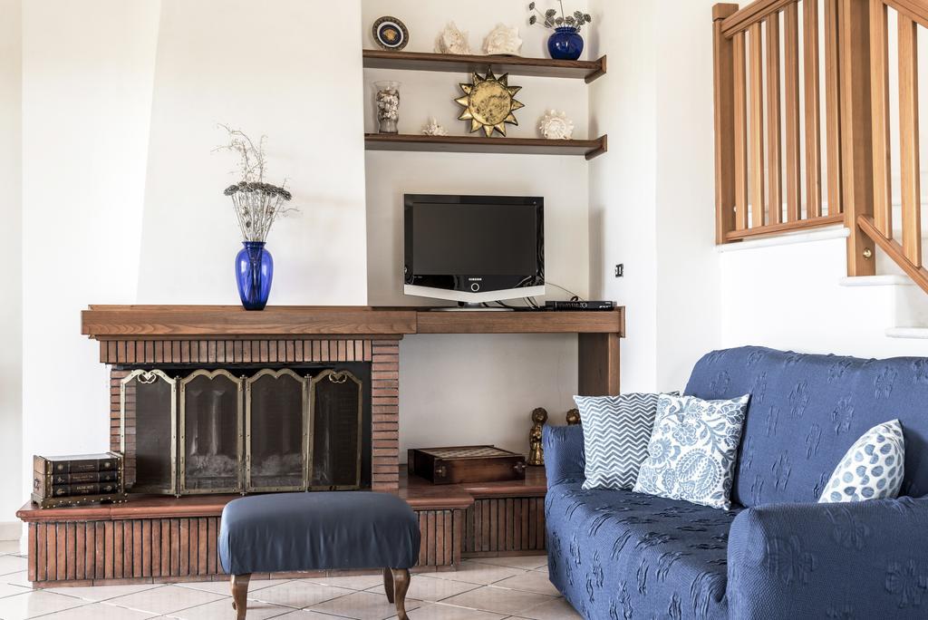 Villa Tina Санта Мария ди Кастелабате Екстериор снимка