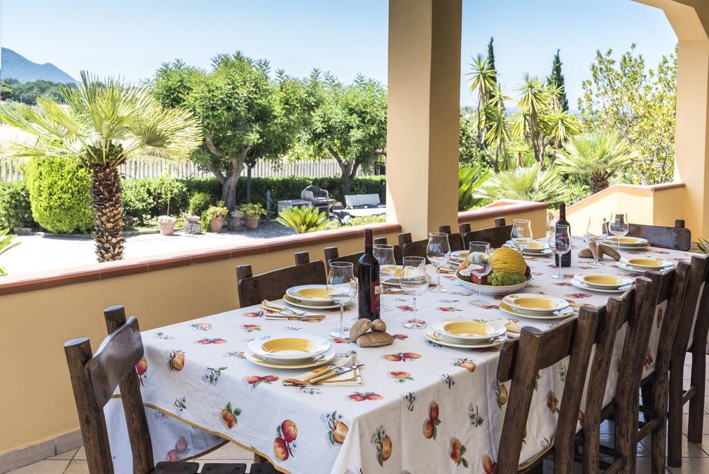 Villa Tina Санта Мария ди Кастелабате Екстериор снимка
