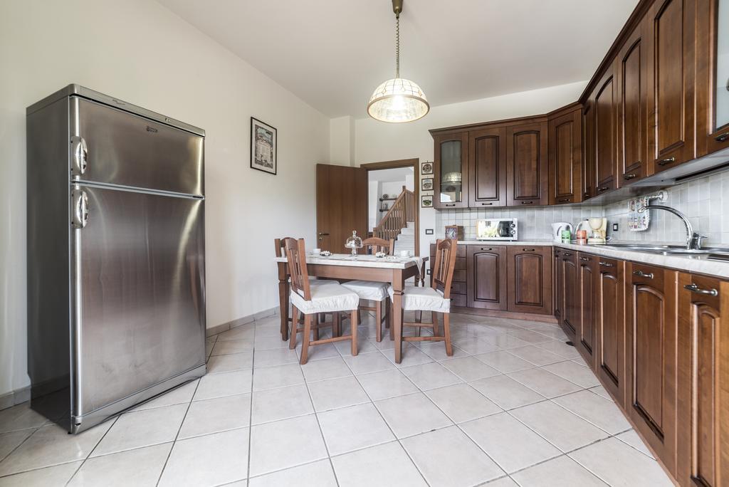 Villa Tina Санта Мария ди Кастелабате Екстериор снимка