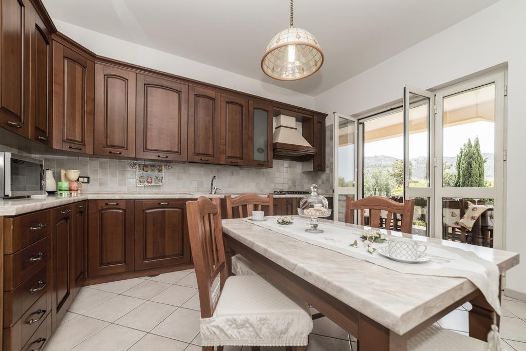 Villa Tina Санта Мария ди Кастелабате Екстериор снимка