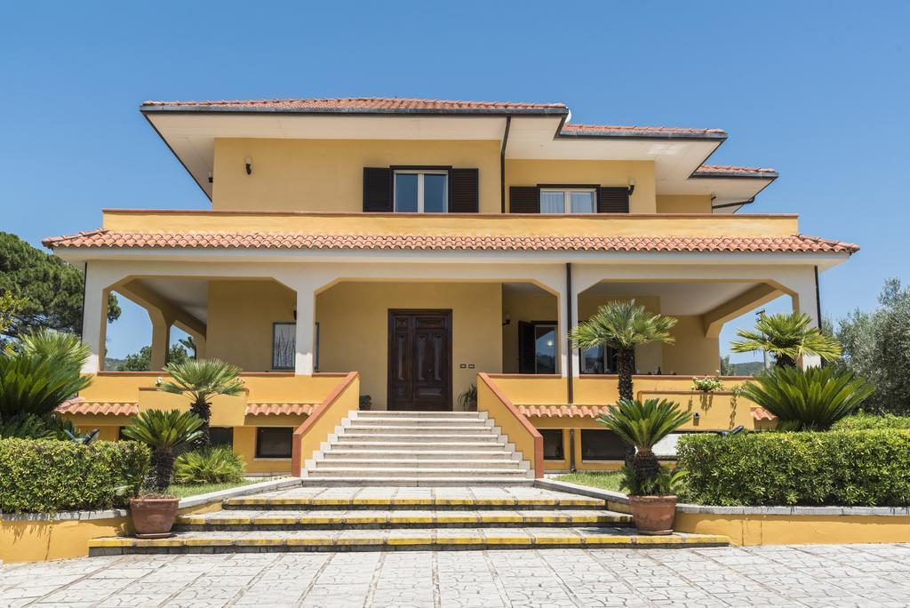 Villa Tina Санта Мария ди Кастелабате Екстериор снимка