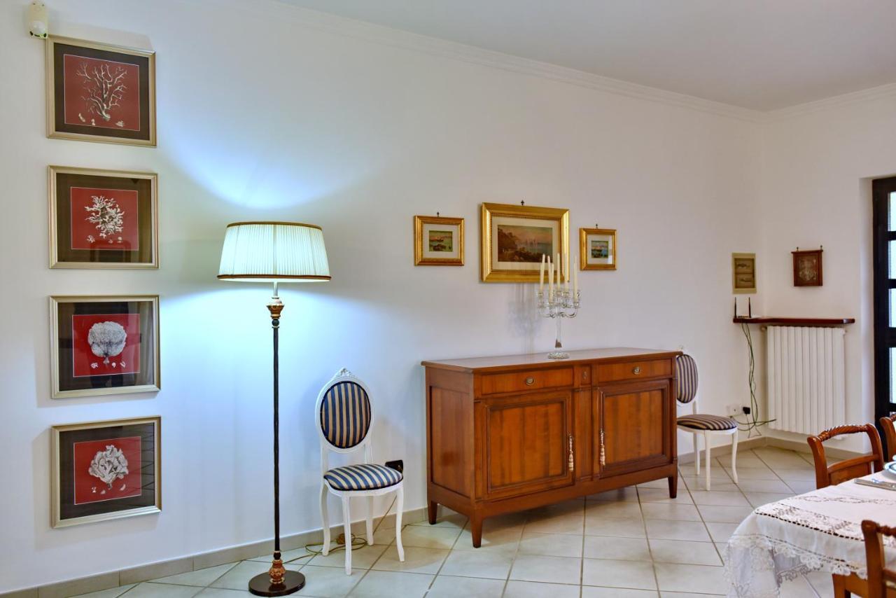 Villa Tina Санта Мария ди Кастелабате Екстериор снимка