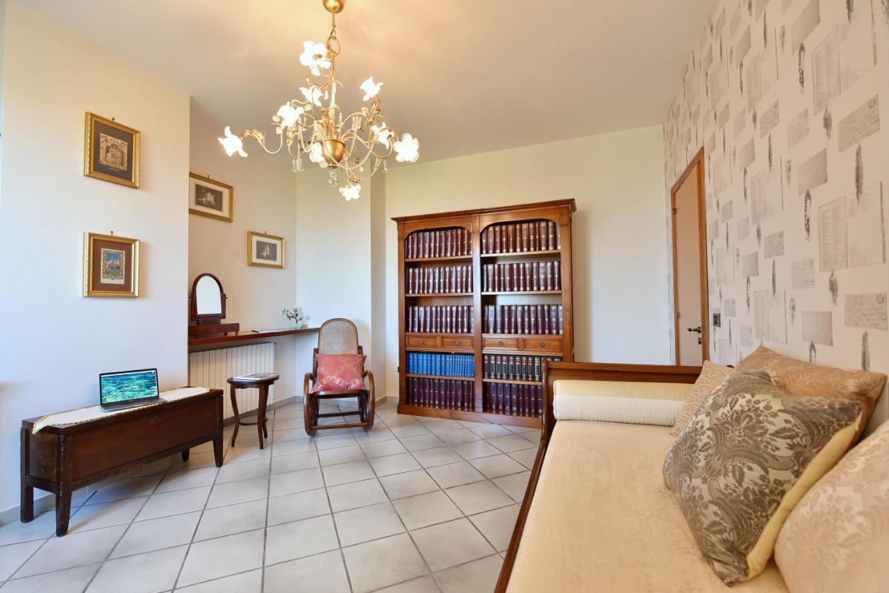 Villa Tina Санта Мария ди Кастелабате Екстериор снимка