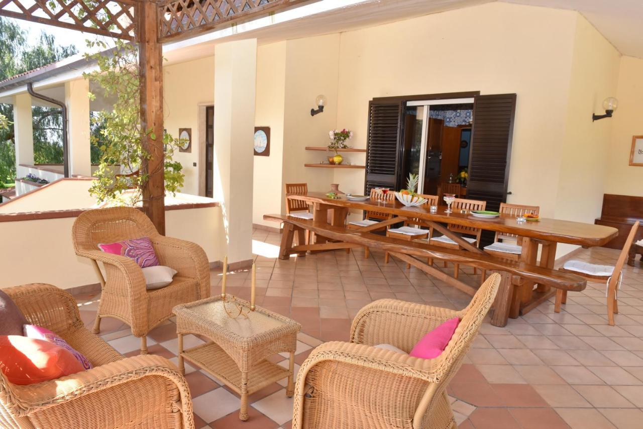 Villa Tina Санта Мария ди Кастелабате Екстериор снимка