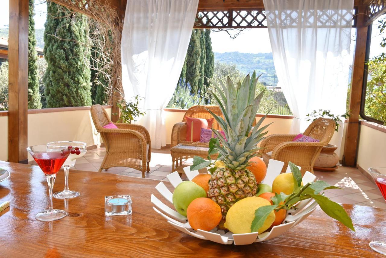 Villa Tina Санта Мария ди Кастелабате Екстериор снимка