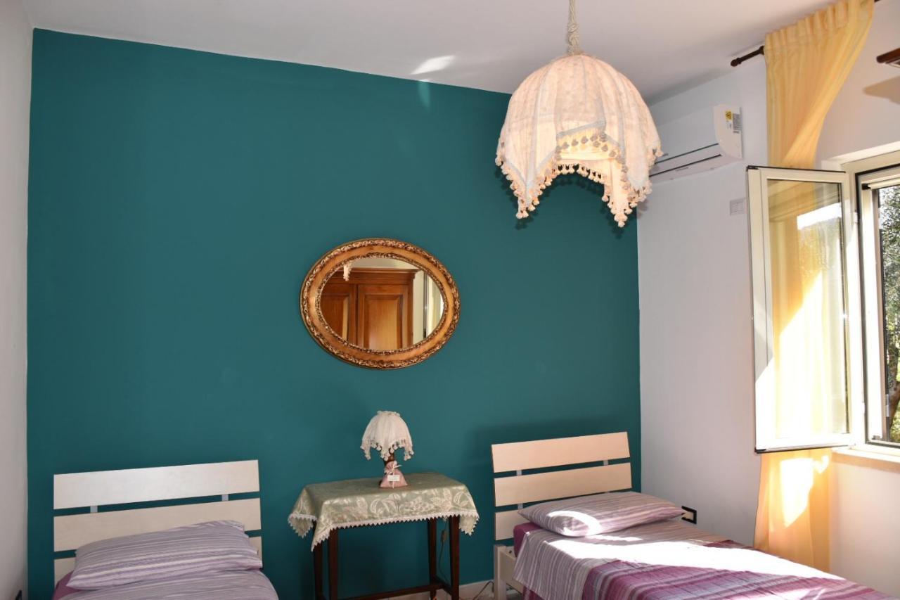 Villa Tina Санта Мария ди Кастелабате Екстериор снимка